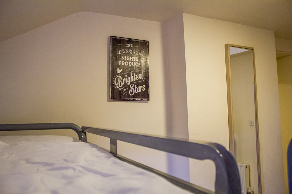 The Times Hostel - Camden Place ดับลิน ภายนอก รูปภาพ